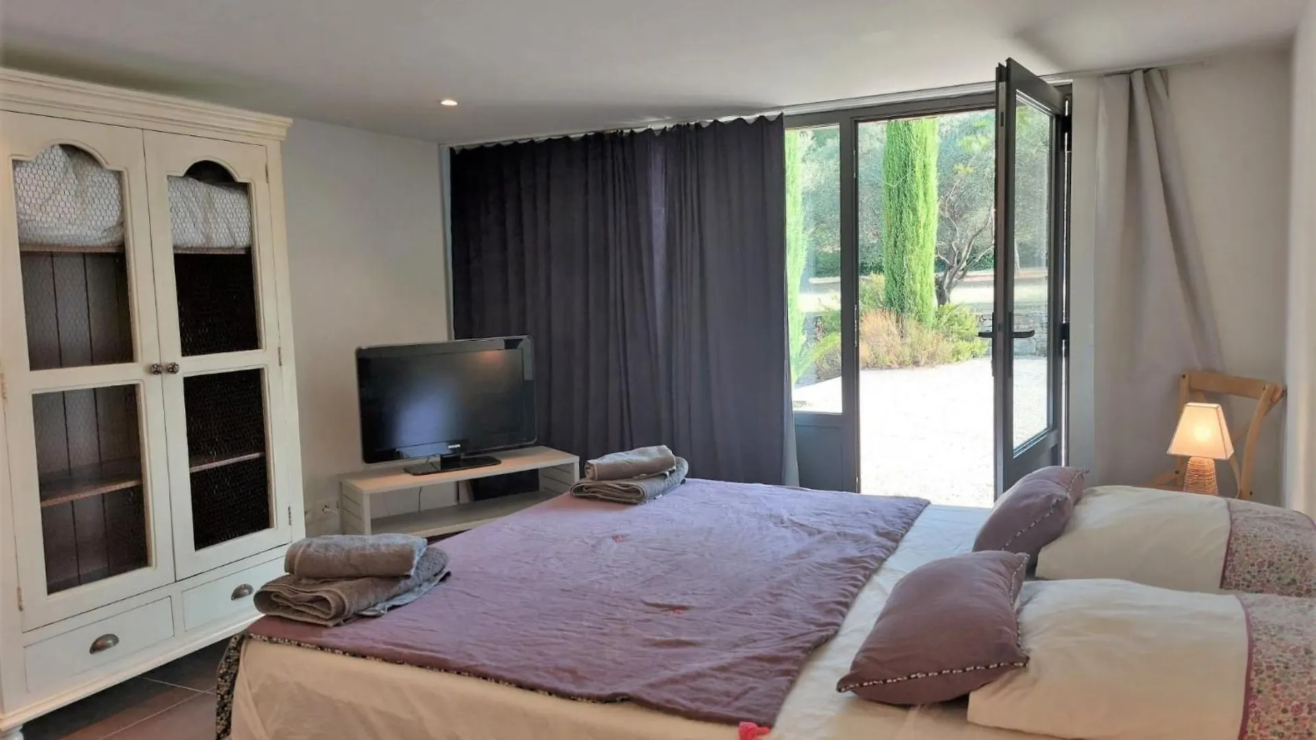Holiday Home Villa Montagne By Interhome Oppede