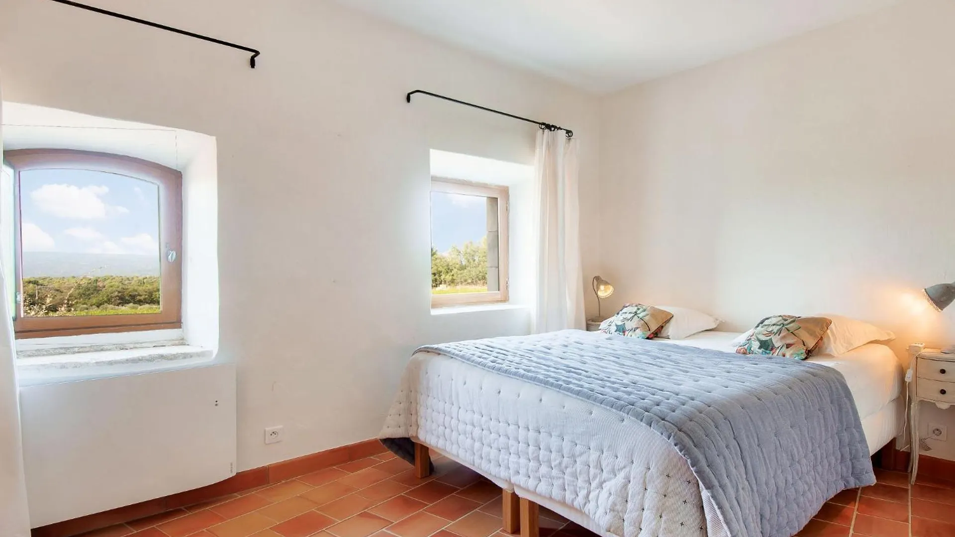 Holiday Home Villa Montagne By Interhome Oppede